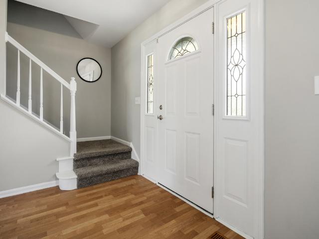 House for sale in Mchenry, Illinois