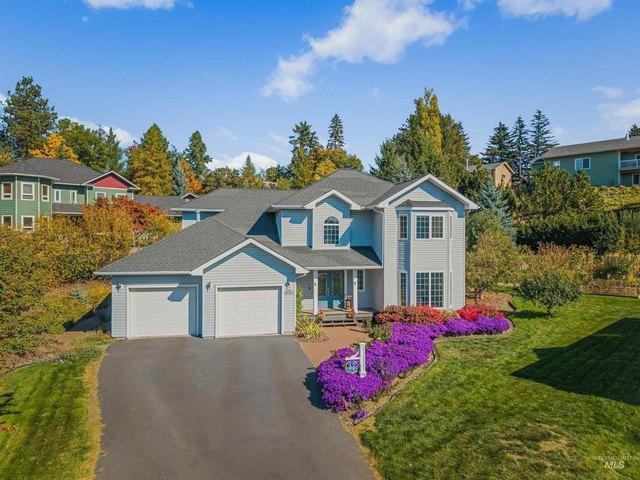 House for sale in Moscow, Latah County