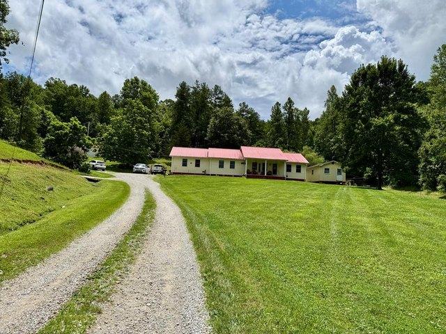 House for sale in Louisa, Kentucky