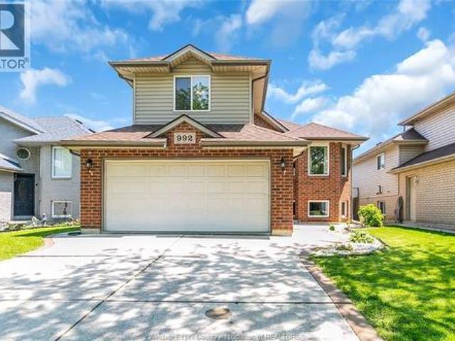 House for sale in Ontario