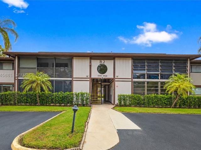 Condo for sale in Tamarac, Florida