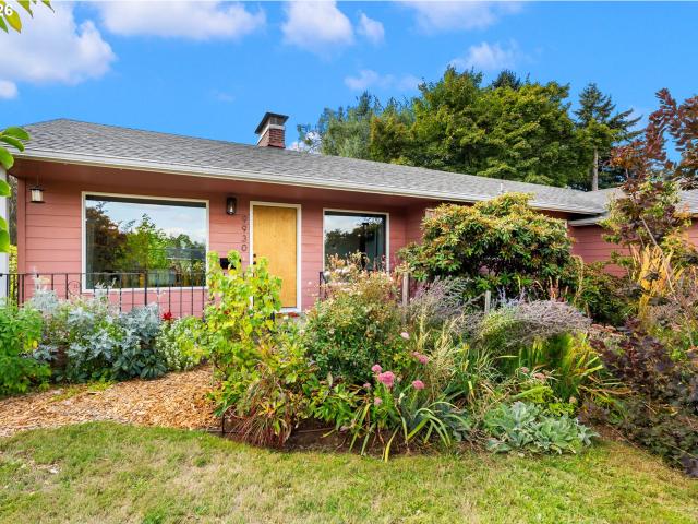 House for sale in Oregonia