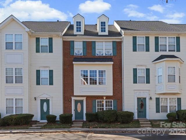 Townhouse for sale in Mecklenburg, North Carolina