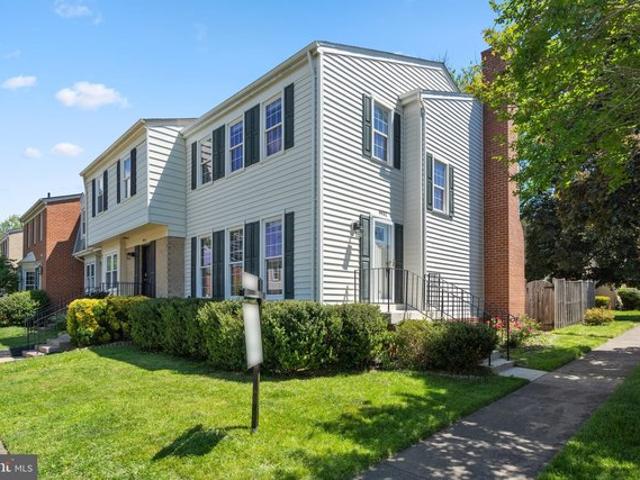 Townhouse for sale in Virginia