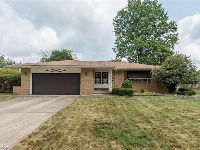 House for sale in Hinckley, Ohio