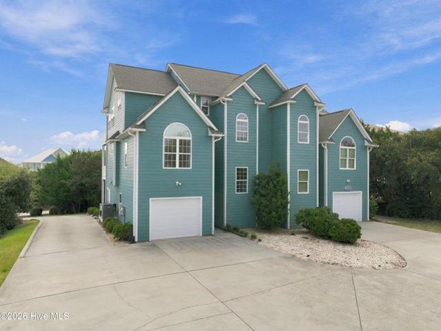 Townhouse for sale in Emerald Isle, Carteret County