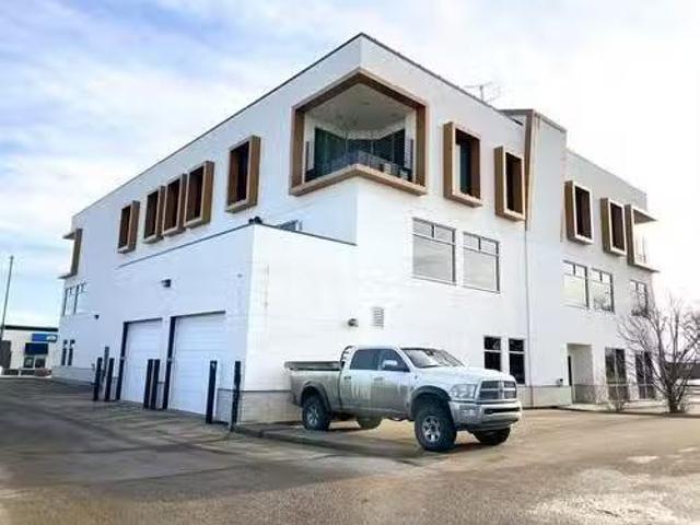 House for sale in Fort Saskatchewan, Alberta