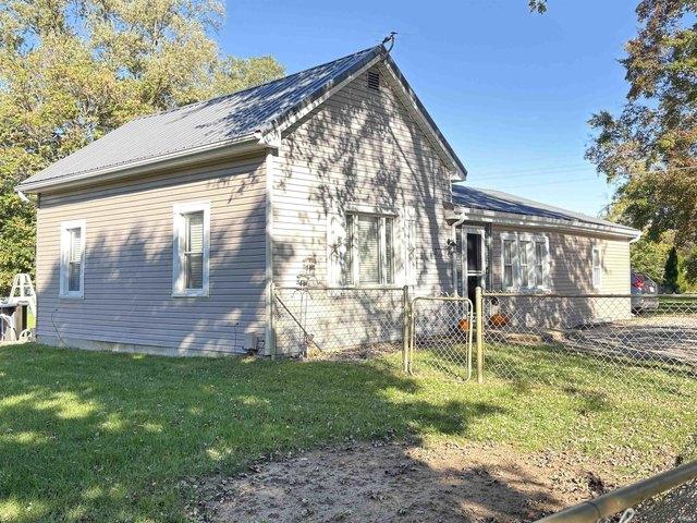 House for sale in Grovertown, Starke County