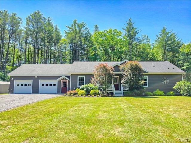 House for sale in Oneida, New York