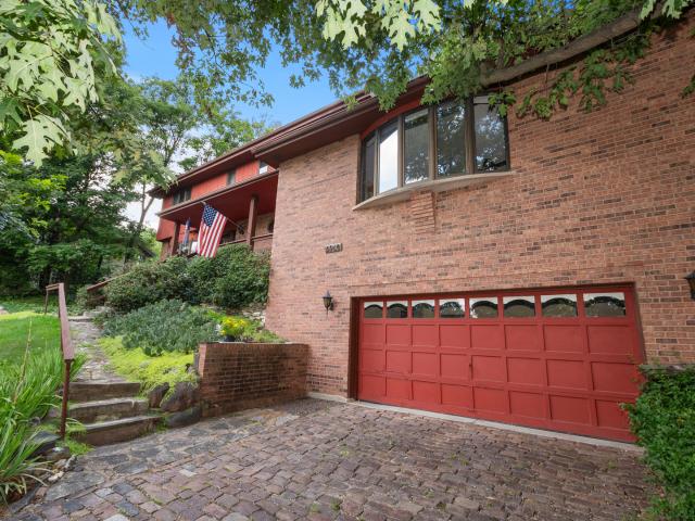 House for sale in Palos Hills, Illinois