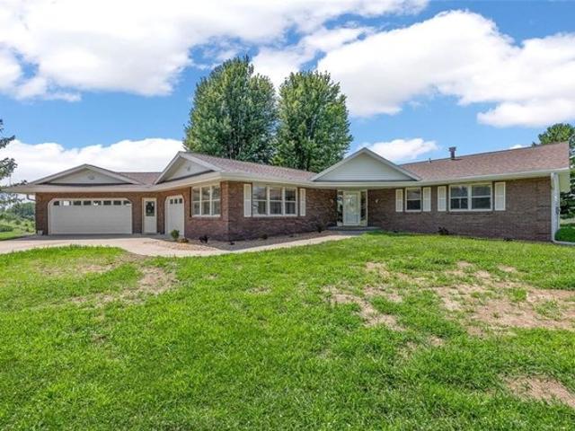 House for sale in Anamosa, Iowa