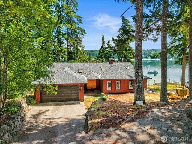 House for sale in Seabeck, Washington