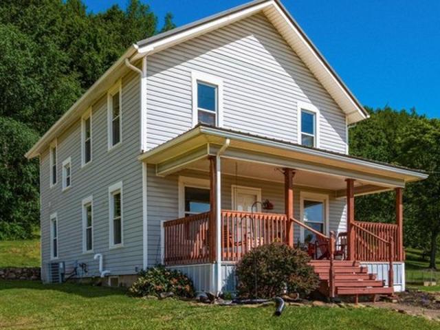 House for sale in Frazeysburg, Ohio