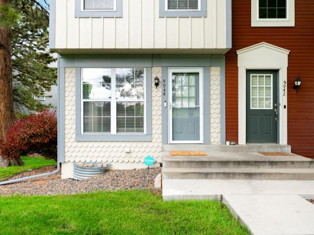 Townhouse for sale in Lakewood