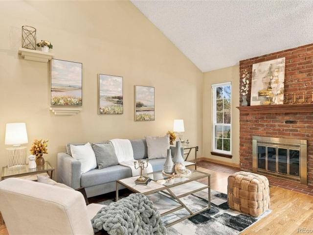 Townhouse for sale in North Park, Westminster