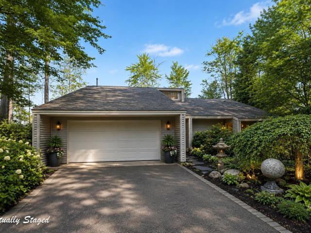 House for sale in Green Lake, Michigan