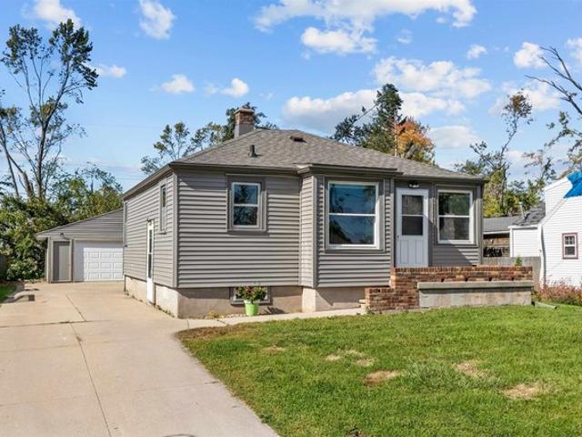 House for sale in Menasha, Winnebago County