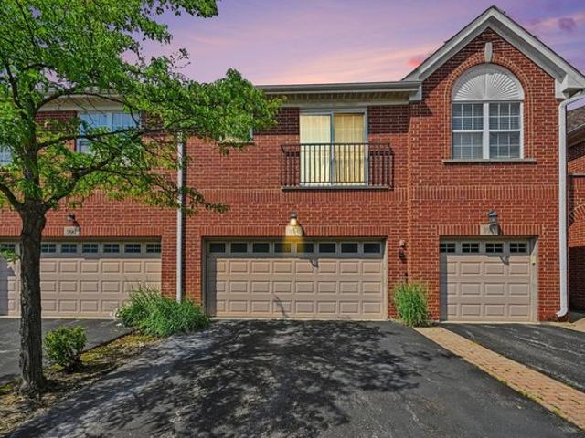 Townhouse for sale in Northbrook, Illinois