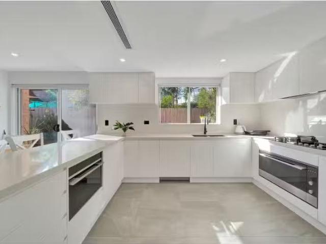 Condo for rent in Sydney, New South Wales