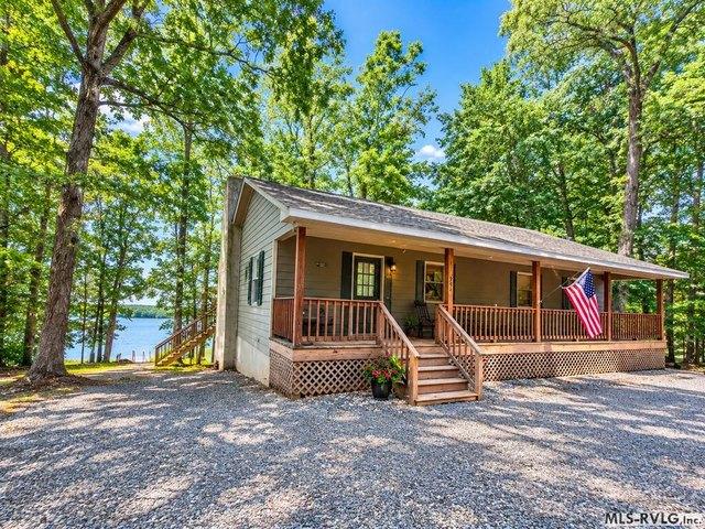 House for sale in Buffalo Junction, Mecklenburg County