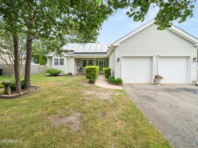 House for sale in Manahawkin, New Jersey