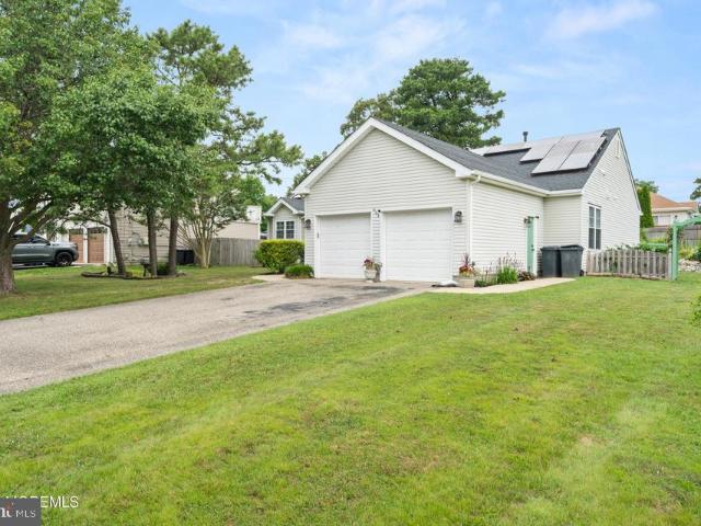 House for sale in Manahawkin, New Jersey
