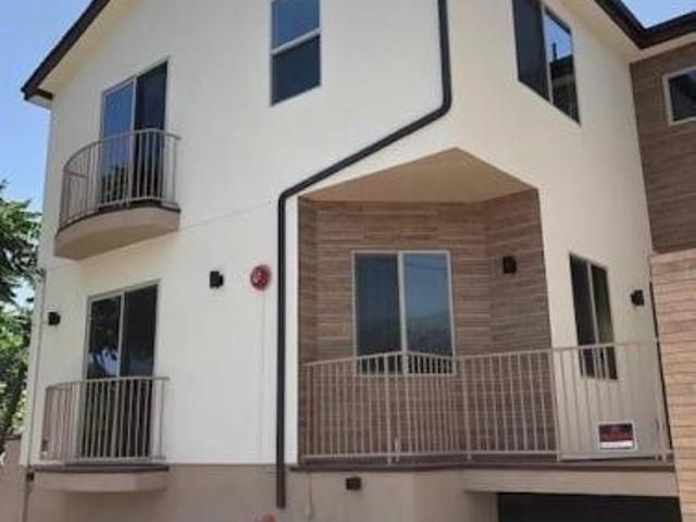 Property for rent in Canoga Park, California