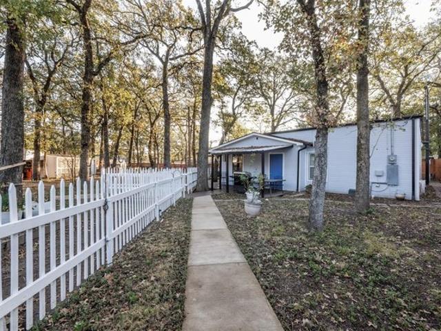 House for sale in Wills Point, Van Zandt County