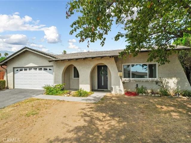 House for sale in Alta Loma, Alta