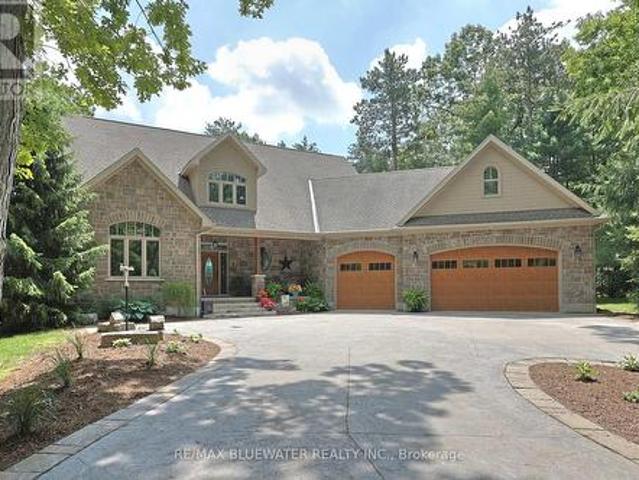 House for sale in Lambton Shores, Ontario