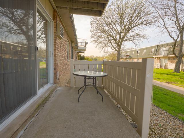 Condo for sale in Palos Hills, Illinois