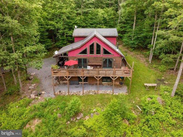 House for sale in Garrett, Maryland