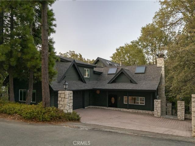 House for sale in Cedar Glen, California