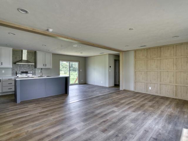 Farm for sale in Midway, Texas