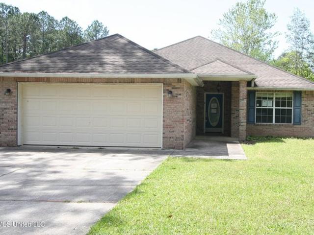 House for sale in Diamondhead, Mississippi