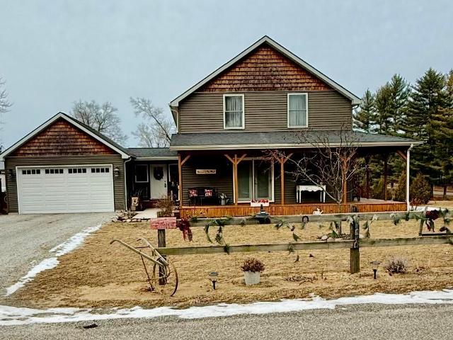 House for sale in Demotte, Indiana