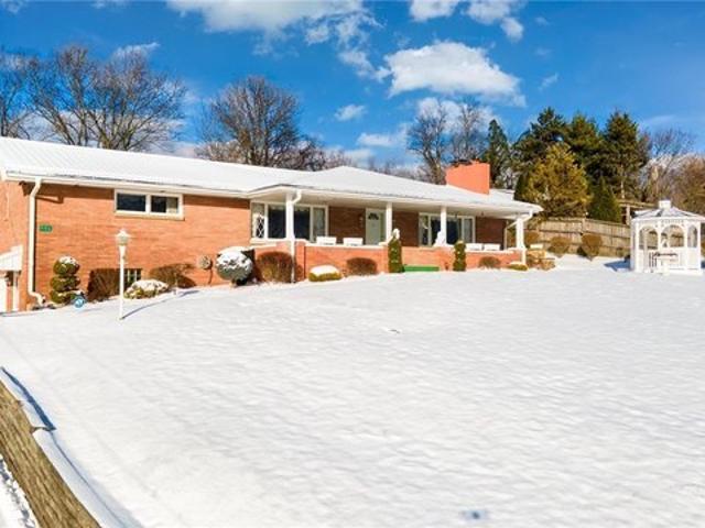 House for sale in Toronto, Ohio