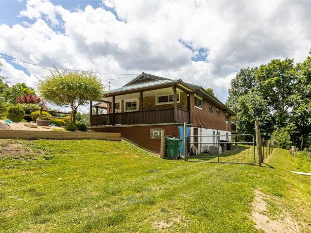 House for sale in New Kensington, Pennsylvania
