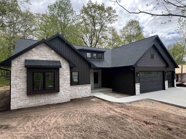 House for sale in Waupaca, Wisconsin