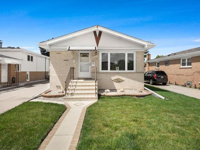 House for sale in Schiller Park, Illinois