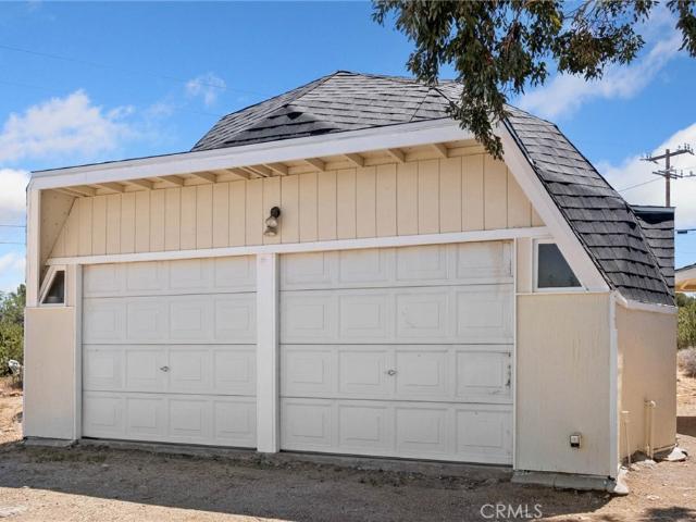 House for sale in Pinon Hills, California