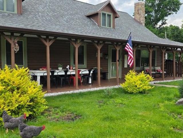 House for sale in Harrisburg, Boone County