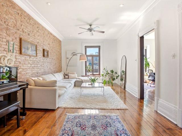 Apartment for rent in St. Leonard's, Quebec
