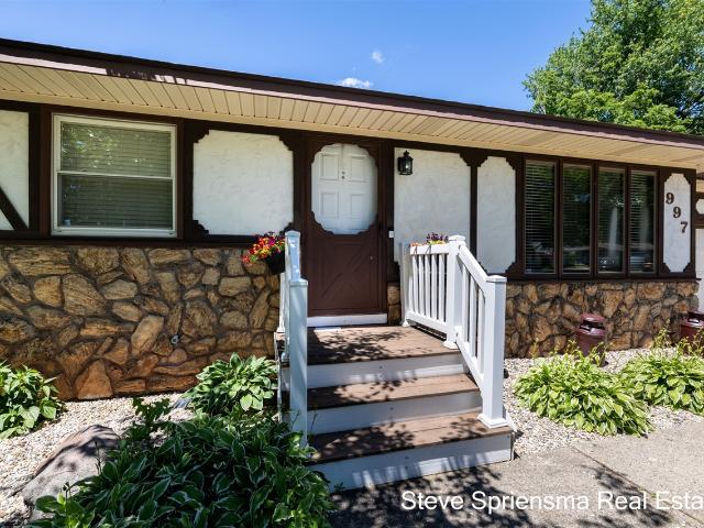 House for sale in Jenison, Michigan