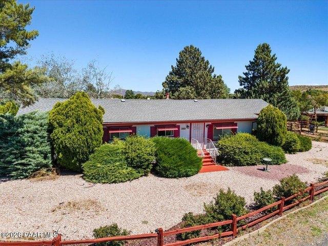 House for sale in Dewey, Arizona