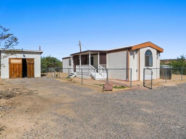 House for sale in Amado, Arizona