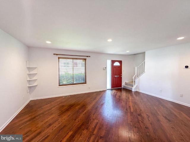 Townhouse for sale in Montgomery Village, Maryland