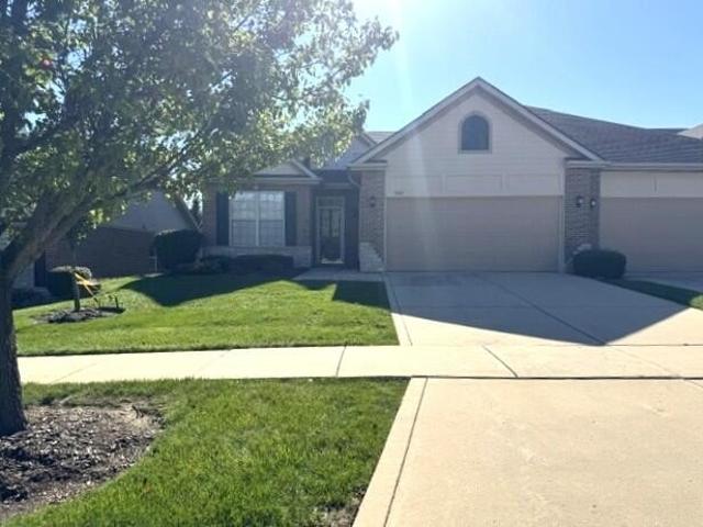 House for sale in Saint John, Warrick County
