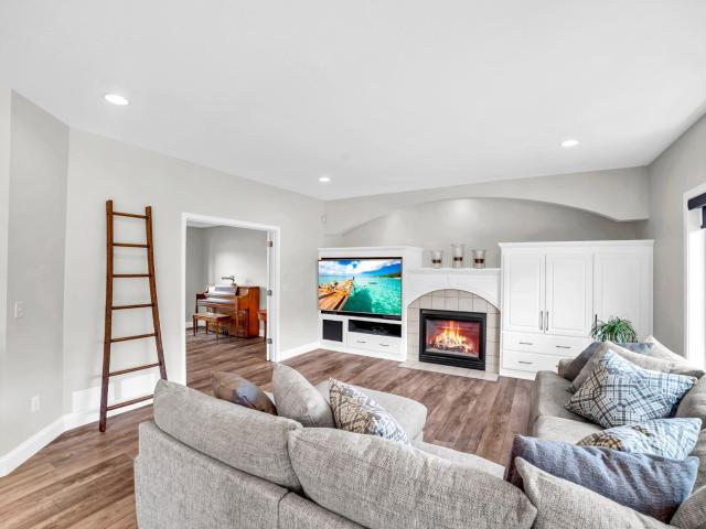 House for sale in Otsego