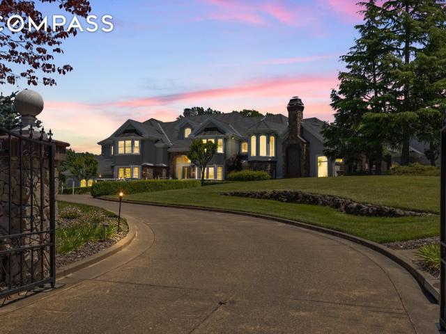 House for sale in Windsor, California
